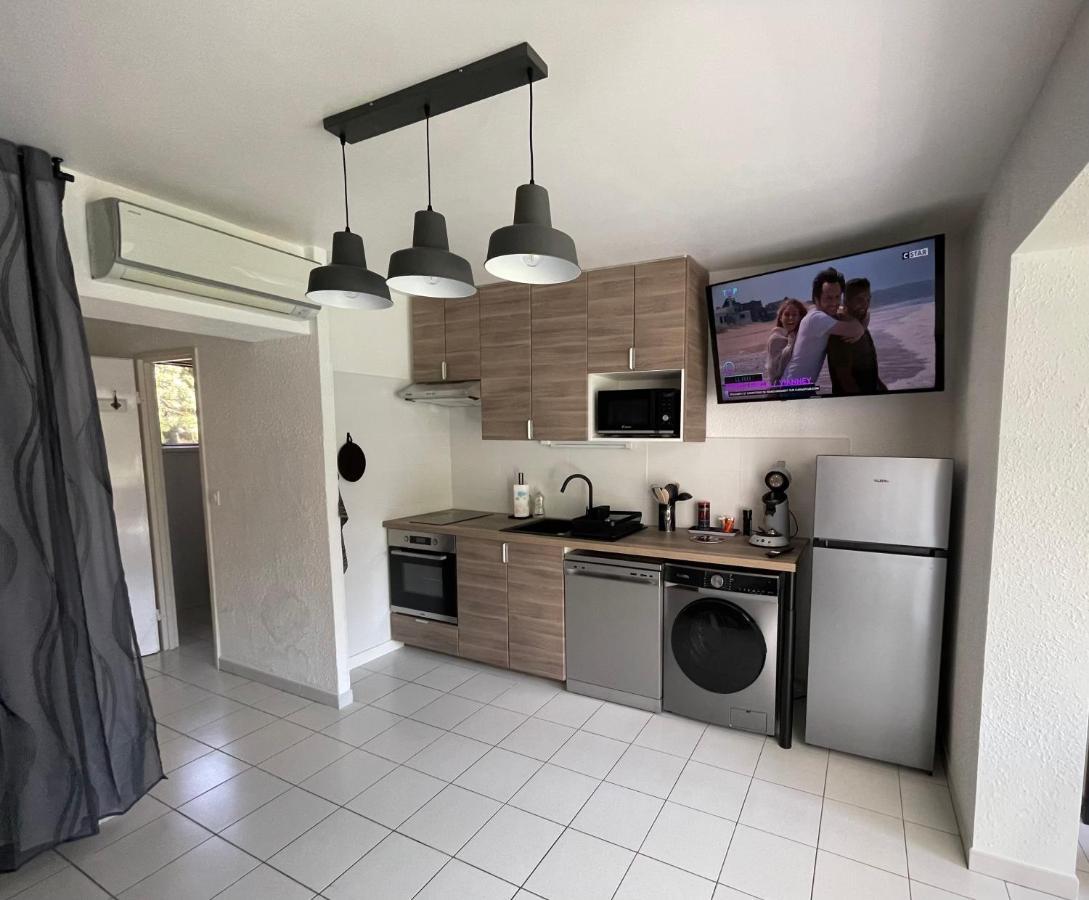211 Les Salicornes Apartment